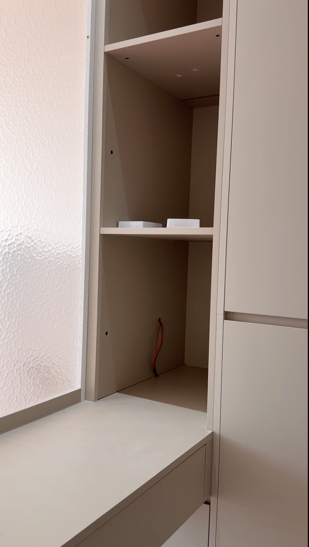 Minimal Storage Wall
