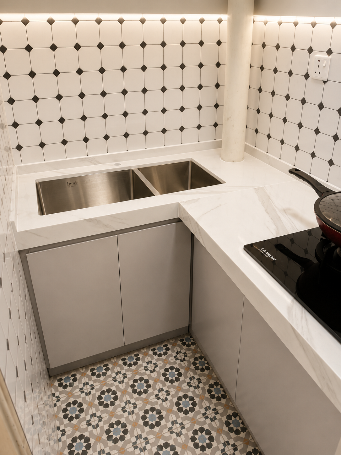 Kitchen & Cabinetry